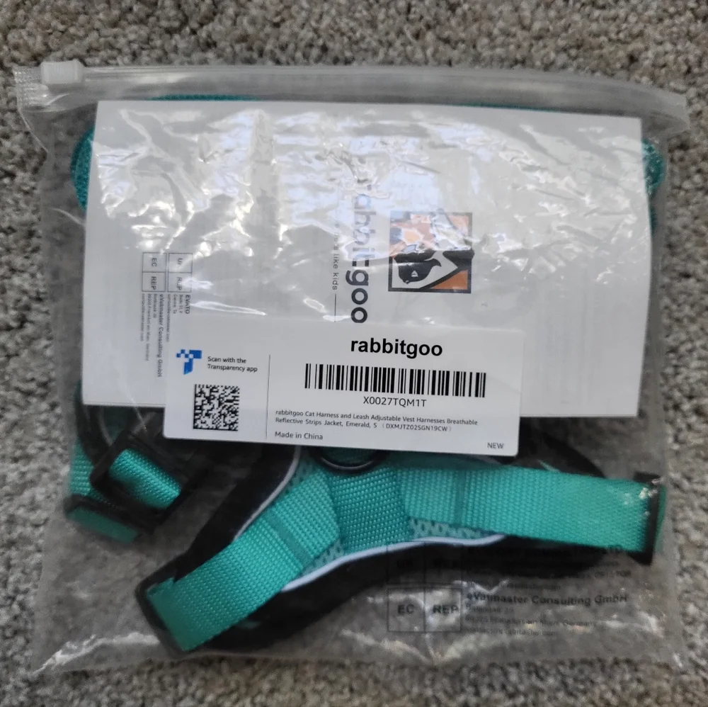 Rabbitgoo NWT Small Cat Harness and Leash